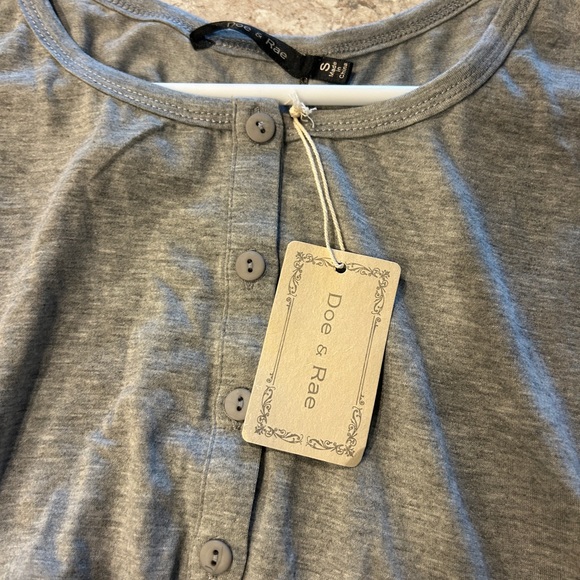 Women’s Doe and Rae Dress Open Back Gray Small NWT - Picture 4 of 9